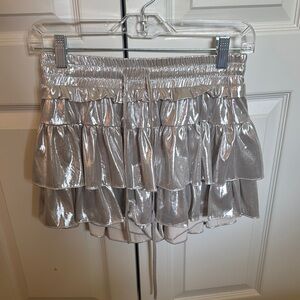 day + moon Silver Metallic Ruffle Skort